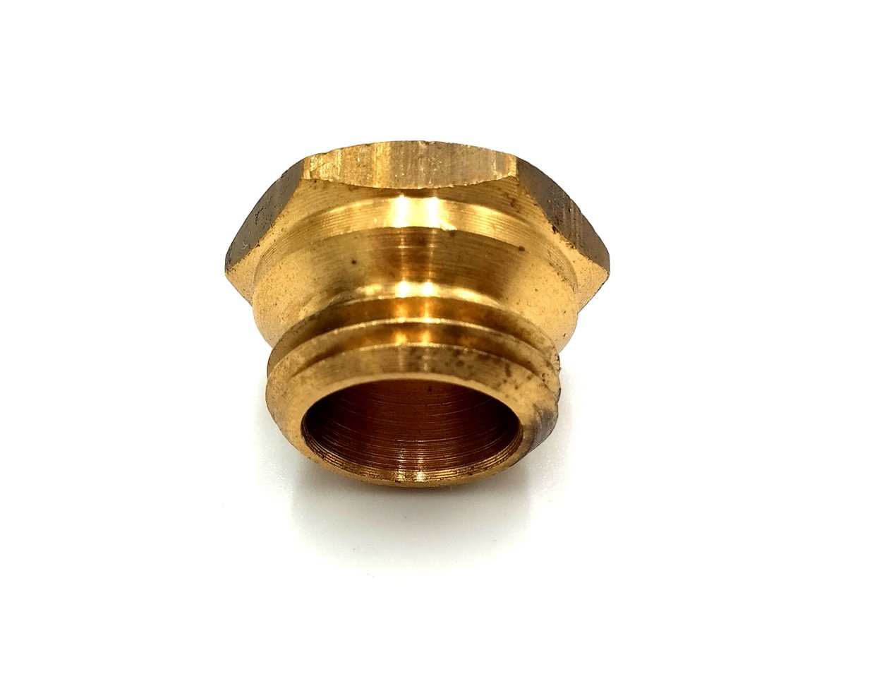 Fuel filter plug