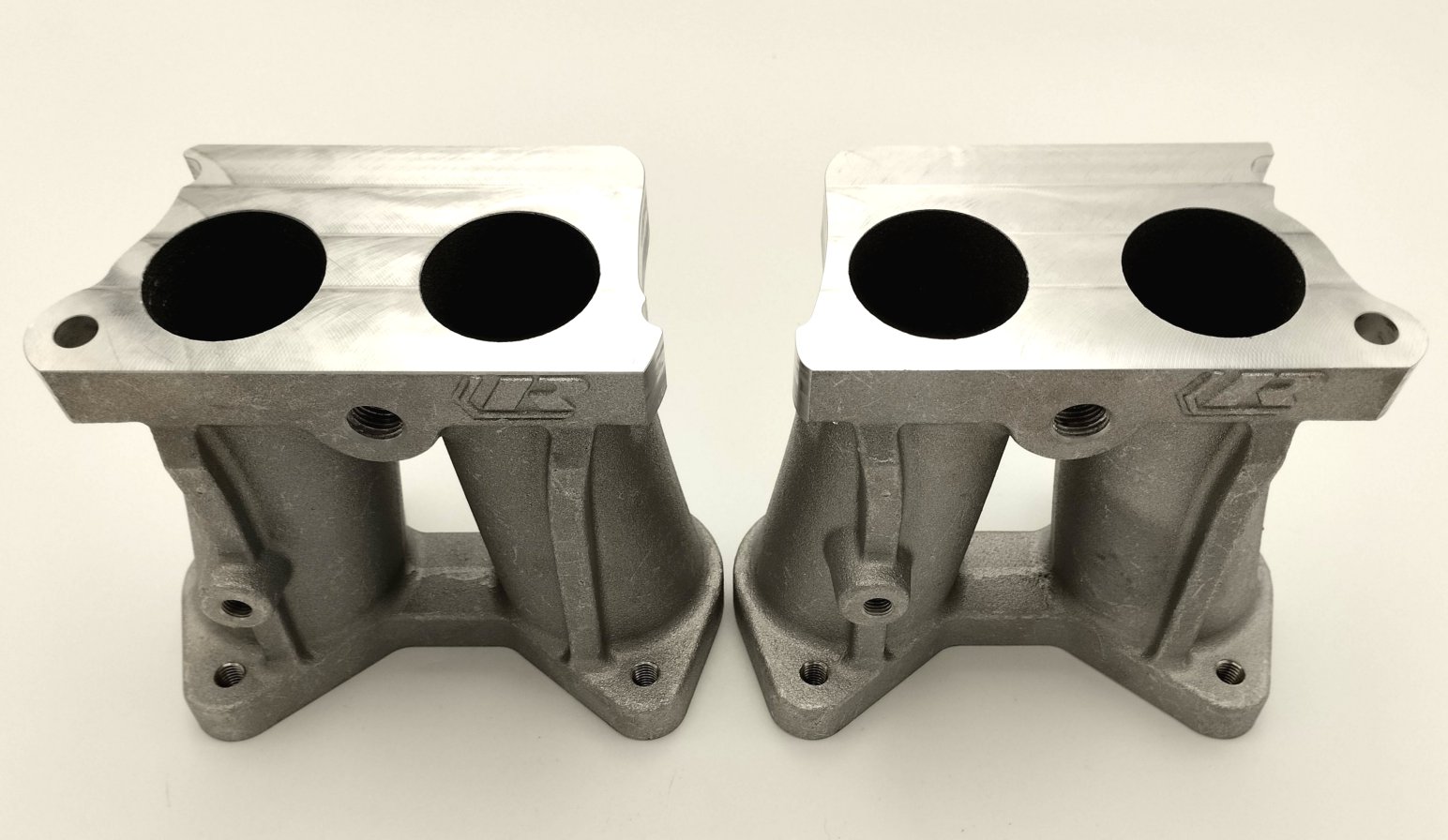 B18/20 2 X 45 DCOE 2 piece manifold